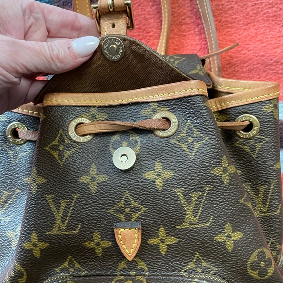 Louis vuitton mini backpack - Picture 2 of 8